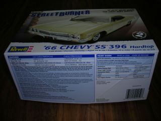 UNBUILT Revell 1966 Chevrolet Impala SS Hardtop 396 4 speed - 1/25th 66 2