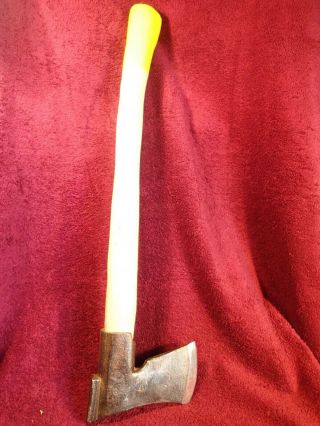 VINTAGE 1.  542 kg SHARP AXE BILLNÄS / KELLOKOSKI w HANDLE FINLAND FINNISH 3