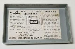 VINTAGE Regency TR - 1 Transistor Radio w/ Leather Case Exceptional 11