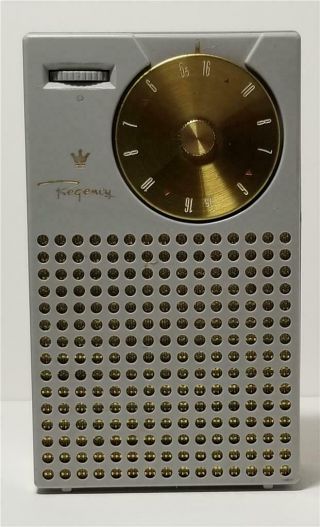 VINTAGE Regency TR - 1 Transistor Radio w/ Leather Case Exceptional 3