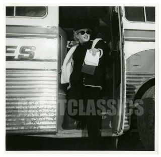 Marilyn Monroe Bus Stop 1956 Candid On Set Vintage Photograph Bob Beerman