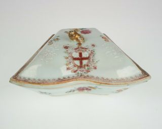 Antique Chinese Armorial Famille Rose Porcelain Box And Cover