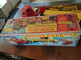VINTAGE 1965 TOPPER TOYS JOHNNY EXPRESS TRACTOR TRAILER TRUCK FLATBED BOX 8