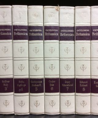Encyclopaedia Britannica 24 Volume Set White Leather Gold Trim Vintage 1965 7