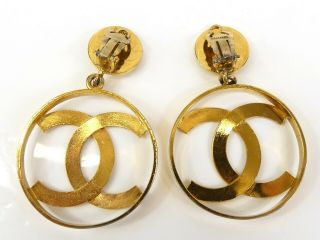 r1785 Auth Chanel Vintage Gold Plated Round CC Logo Clip On Dangling Earring 3