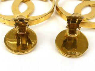 r1785 Auth Chanel Vintage Gold Plated Round CC Logo Clip On Dangling Earring 5