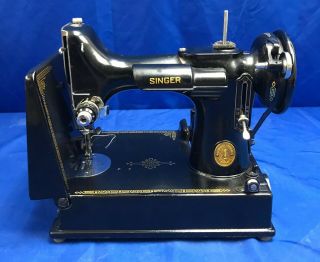 Vintage Singer Portable Electric Sewing Machine 221 - 1 With Case And