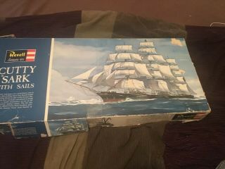 Vintage Revell Cutty Sark 1:96 Model Kit Ship With Sails 1964 Complete