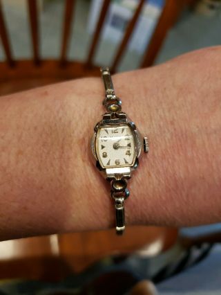 Vintage Ladies Benrus 14k Whitr Gold Bezel Watch