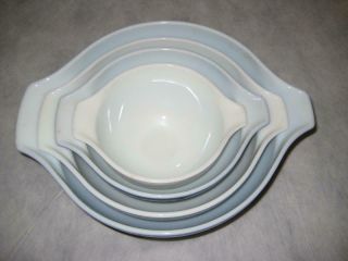 Vintage Pyrex Set of 4 Colonial Mist Cinderella Nesting Mixing Bowls Blue White 4