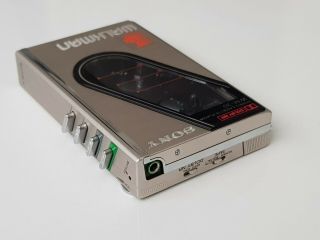 EXTREMELY RARE SONY WALKMAN PERSONAL CASSETTE PLAYER WM - 30 FULL METAL BODY 12