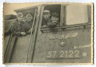 German Wwii Archive Photo: Deutsche Reichsbahn Locomotive With Workers Onboard