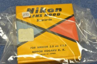c 1950s RARE RANGEFINDER Nikon TWO PIECE HOOD f/ RF NIKKOR 2.  8cm 3.  5 10