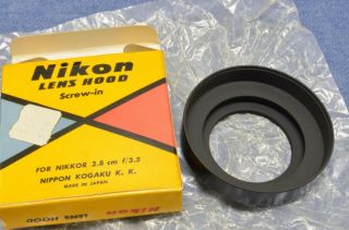 c 1950s RARE RANGEFINDER Nikon TWO PIECE HOOD f/ RF NIKKOR 2.  8cm 3.  5 5