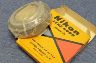 c 1950s RARE RANGEFINDER Nikon TWO PIECE HOOD f/ RF NIKKOR 2.  8cm 3.  5 7