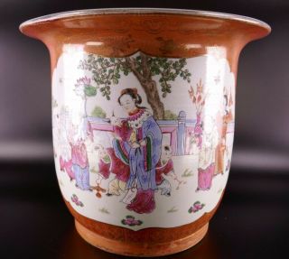19th Century Chinese Porcelain Famille Rose Planter