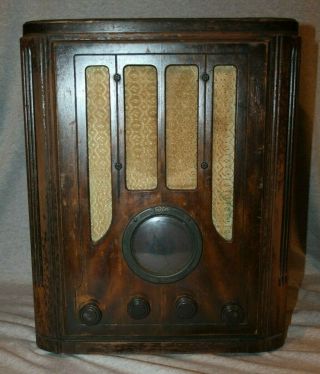 Vintage Rca 118 Tombstone Radio