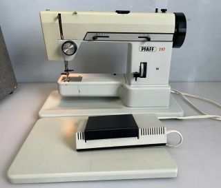 Vintage PFAFF 297 Sewing Machine Made in West - Germany 4
