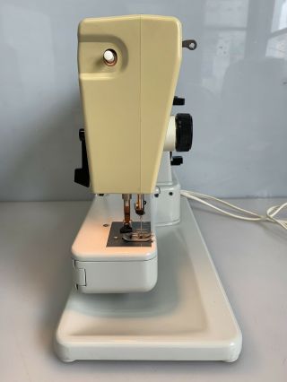 Vintage PFAFF 297 Sewing Machine Made in West - Germany 6