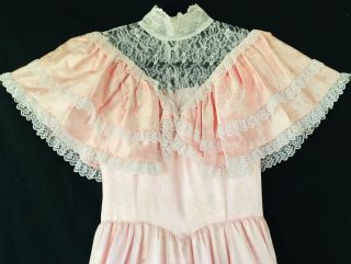 Vtg Gunne Sax Pink satin White Lace ruffle ribbon Victorian wedding dress gown M 4