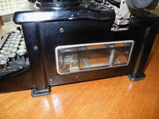 Vintage Royal Model 10 Typewriter with beveled glass sides 4