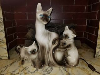 Vintage Mid Century Lane & Co California Pottery Siamese Cat W/2 Kittens Tv Lamp