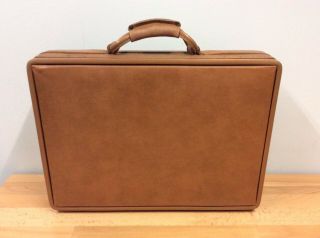 Vintage Hartmann Belting Leather Lawyer Executive Briefcase.  Holds Laptop.