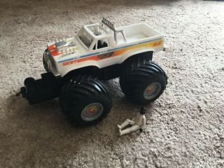 Vintage 1980s Schaper Stomper Bully Tnt 4x4 With Winch& Driver &