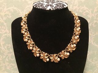 1950’s Crown Trifari Alfred Philippe Gold Tone Leaf Faux Pearl Choker/necklace