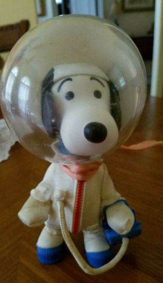 Vintage Snoopy NASA Astronaut 1969 in Space Suit by United Feature Syndicate Inc 2