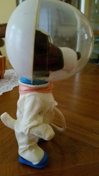 Vintage Snoopy NASA Astronaut 1969 in Space Suit by United Feature Syndicate Inc 5