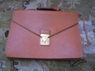 Vintage Authentic Louis Vuitton Epi Brown Document Brief Case Attache M10957