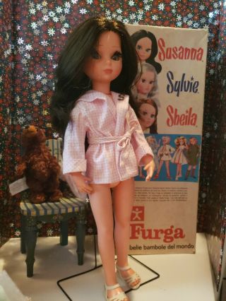 Furga " Alta Moda " Susanna With Outfit Stand And Box