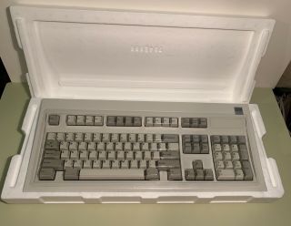 Vintage IBM Clicky Mechanical Keyboard 1986 Model M In The Box 5