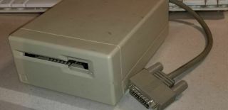 Vintage Apple Macintosh 128k External Floppy Drive 3