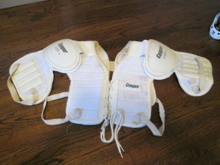 Rare Vintage Cooper Canada Ice Hockey Shoulder Pads Sb95 L - Only Pair On Ebay