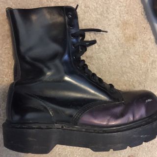 Ultra Rare - Vintage - Made In England: Dr.  Martens - Unisex - Purple & Black