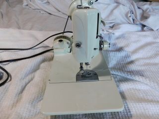 Vintage 1960 ' s Singer 221K Featherweight Sewing Machine,  Case,  White,  Green EC 8