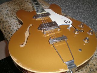 EPIPHONE Goldtop CASINO Guitar RARE Out of Production Color S/H,  Gigbag 2