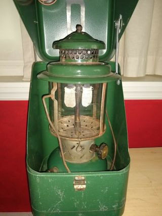 Vintage Coleman Lantern 1946 " Sunshine Of The Night " W/case And Extra Parts
