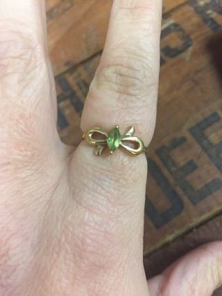 Vintage Bow Ring Green Peridot Gem Stone August Birthstone 10k Yellow Gold
