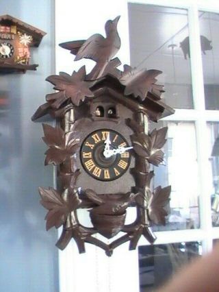 Vintage Black Forest Schmeckenbecher 8 Days Cuckoo Clock For Parts/repair (11)