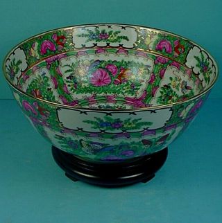 Large Vintage Chinese Famille Rose Porcelain Rose Canton Bowl