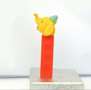 Vintage PEZ Dispenser ELEPHANT with GREEN HAT Austria 2.  6 Red Stem No Feet 2