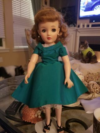 Vintage 1950s 18 " Miss Revlon Doll - Vt - 18