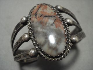 HUGE VINTAGE 1900 ' S NAVAJO PETRIFIED WOOD SILVER BRACELET OLD 5