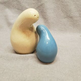 Vintage Eva Zeisel Shmoo Salt,  Pepper Shakers Red Wing Pottery,  Town & Country