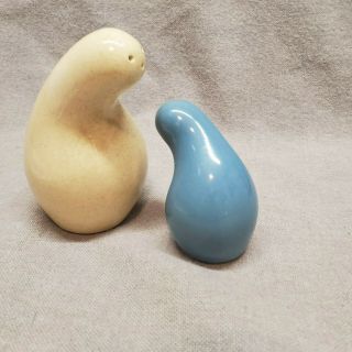 Vintage Eva Zeisel Shmoo Salt,  Pepper Shakers Red Wing Pottery,  Town & Country 6