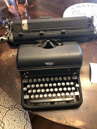 Vintage Royal Kmm Magic Margin Black Typewriter Great 40’s 3043573