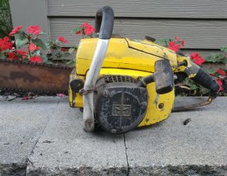 Vintage McCULLOCH 7 - 10 AUTOMATIC Gas Chainsaw FROM Canada Estate 7